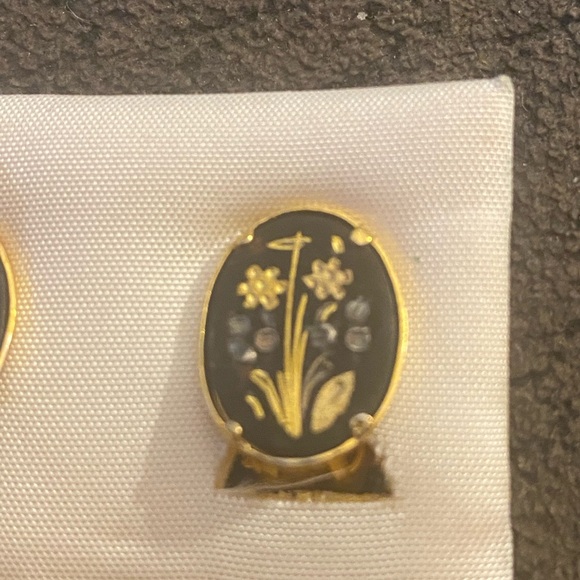 Vintage Damasquinado DE ORO Clip-on Earrings by Damasouinago Surez C B. - Picture 5 of 7